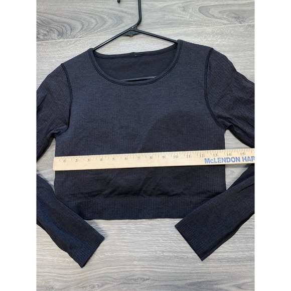 Lululemon Ebb to Street Long Sleeve Stretch Cropped Pullover Top Black Size 8 - Picture 3 of 7